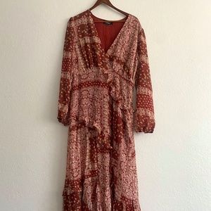 Lulus Maroon w/ White Print Maxi Dress & Slit
